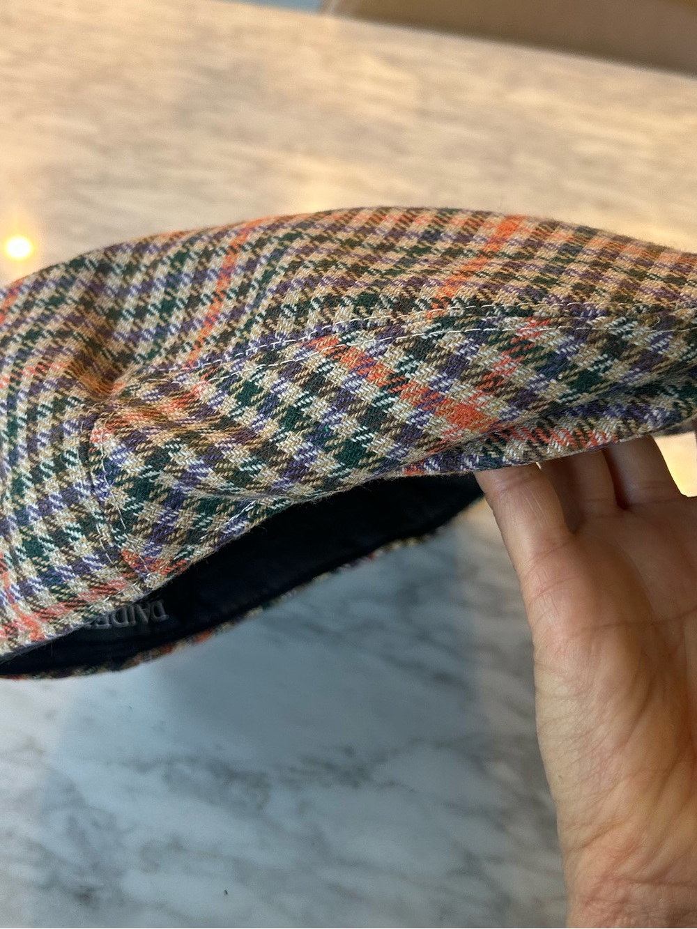 Diadem Multicolor Houndstooth Flat Newsboy Cap Men Size Large approx 23” around - Picture 9 of 9